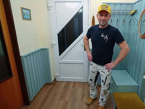 otevřít: Renovace chodby a pokládka rigidní podlahy