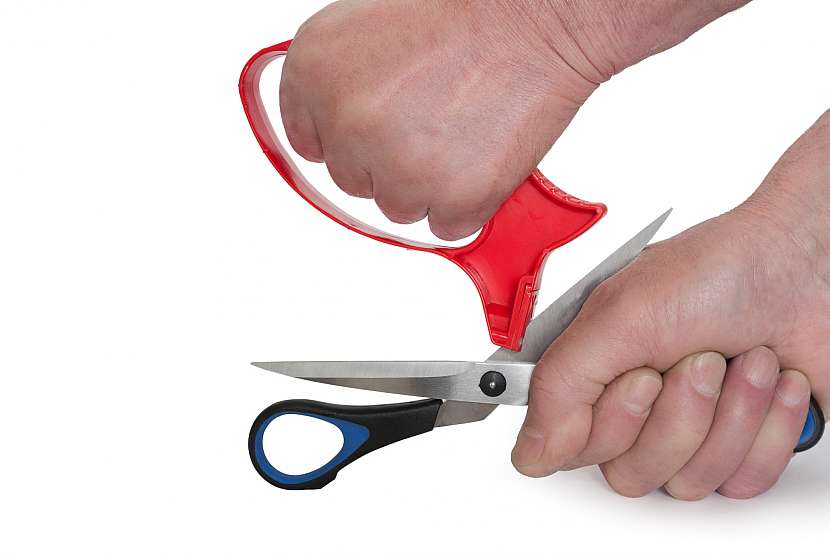 Nůžky zvládnete nabrousit během okamžiku
(Zdroj: Depositphotos (https://cz.depositphotos.com))