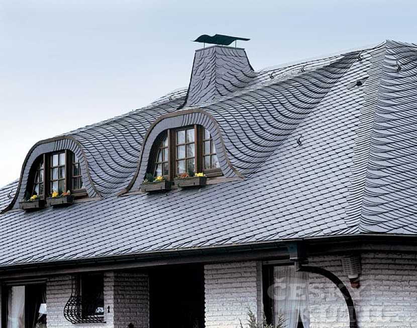 Střechy a střešní krytiny – 4. díl: krytiny ze štípané břidlice