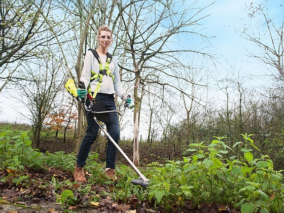 Při práci na zahradě využijete jediný akumulátor