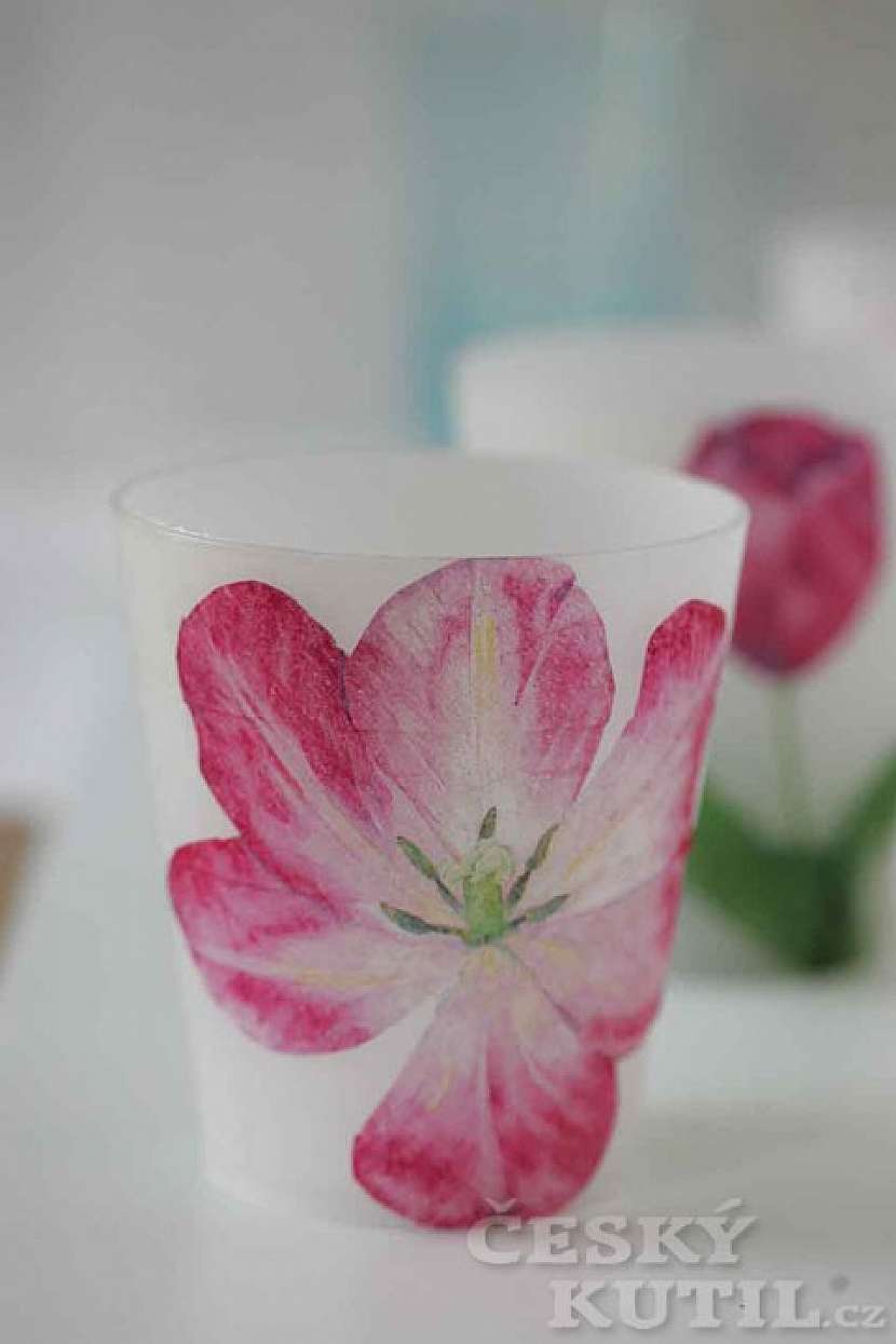 Tulipán není Fanfán aneb Dekupáž s tulipánem