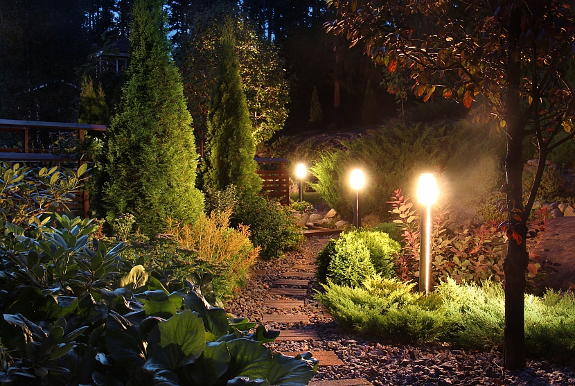 Zútulněte zahradu vhodným osvětlením (Zdroj: Depositphotos)
