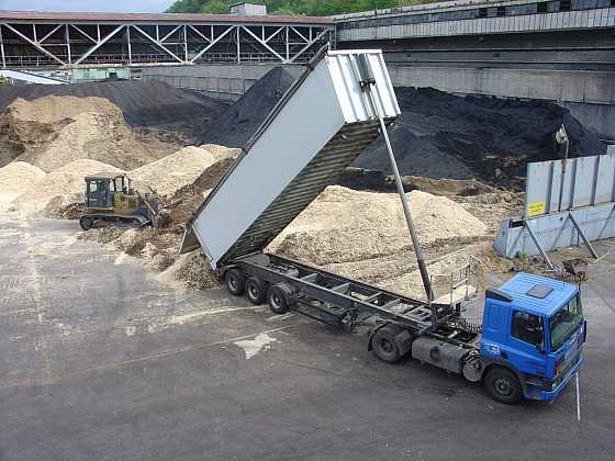 Vánoční stromky posloužily ještě jednou: k výrobě elektřiny a tepla