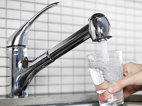 Se zvýšením kvality vody vám pomůže úprava vody v domácnostech (Zdroj: Depositphotos)