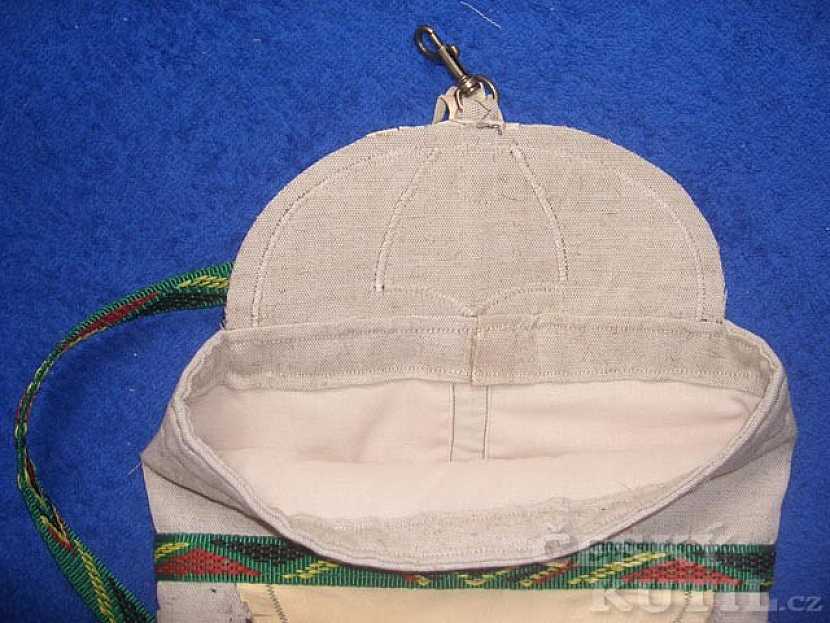 Batoh pro malého zálesáka - výroba indiánského batohu pro děti