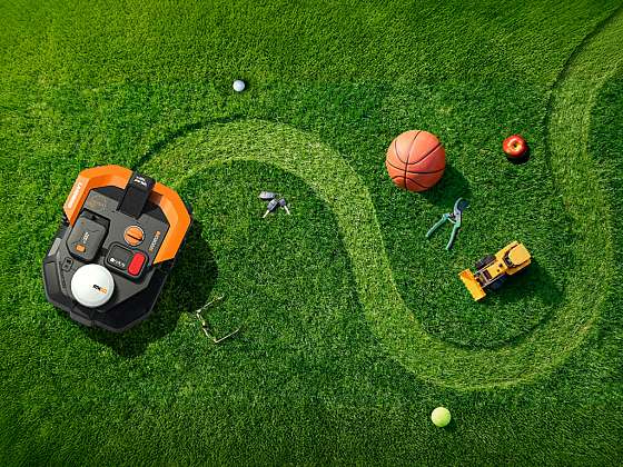 otevřít: Robotická sekačka: Kdy se vyplatí a co od ní čekat