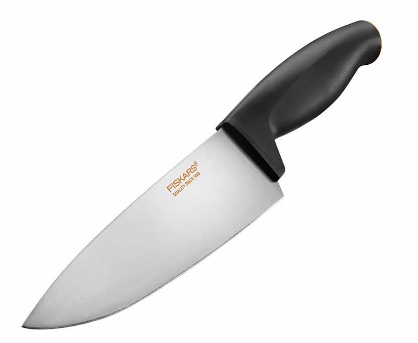 Nůž kuchařský Fiskars 20 cm z řady Functional Form je ideální pro krájení masa, zeleniny a sekání bylinek.
