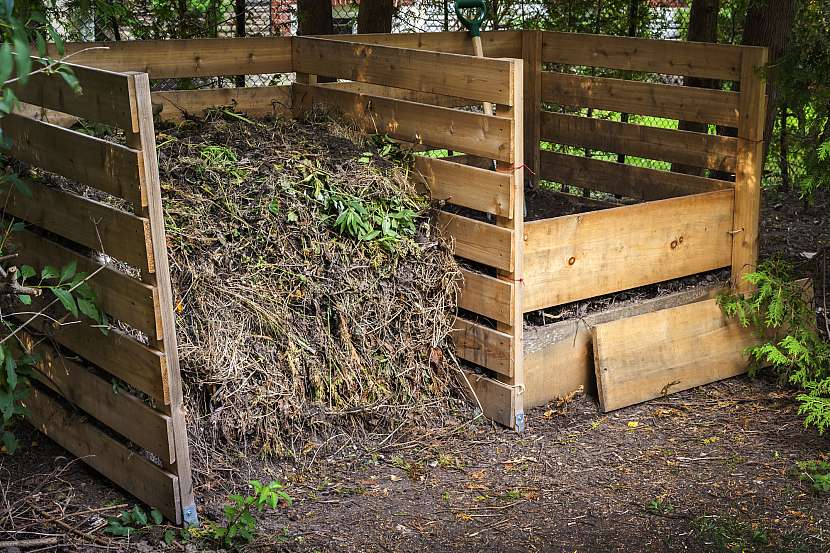 Kompost je základem každé užitkové zahrady (Zdroj: Depositphotos (https://cz.depositphotos.com))