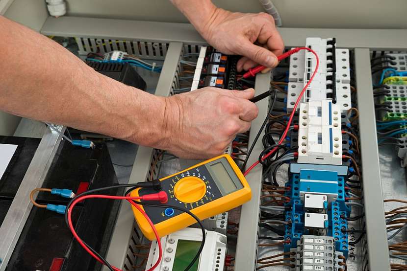 Kontrola elektroinstalace by měla probíhat jednou za pět let