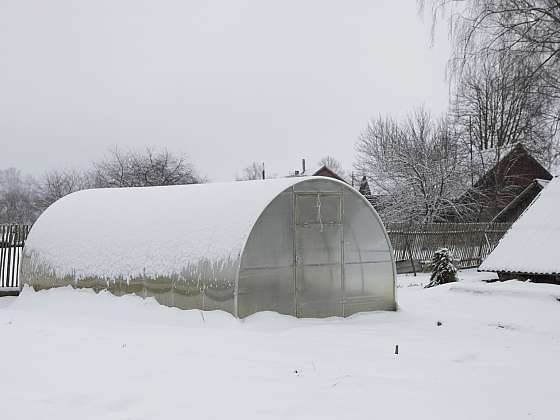 ochrana skleníku a pařníku před mrazem