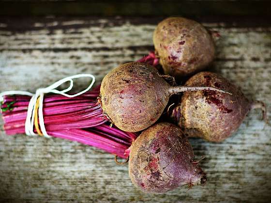 Správné uskladnění ovoce a zeleniny prodlužuje jejich čerstvost a snižuje plýtvání