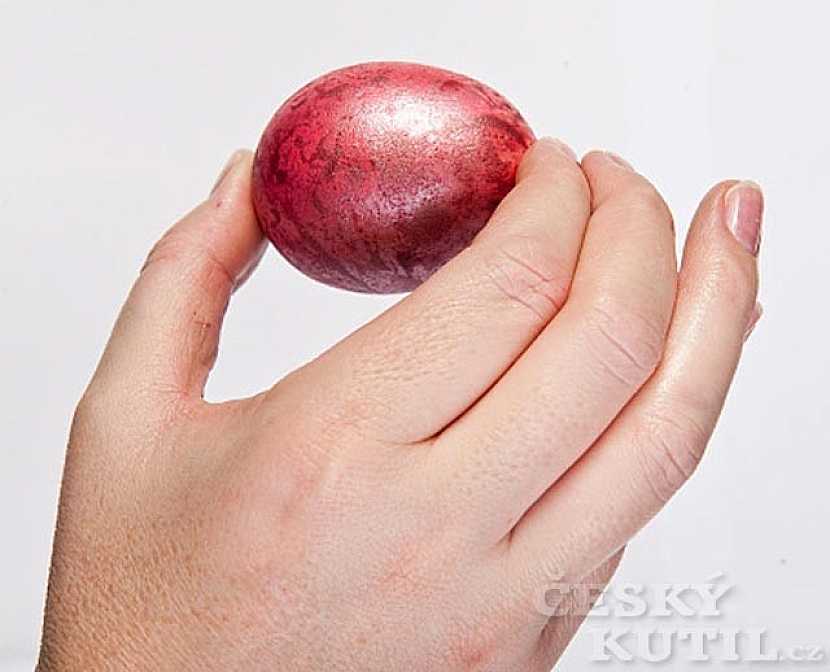 Zdobení velikonočních vajíček – perleťové barvy