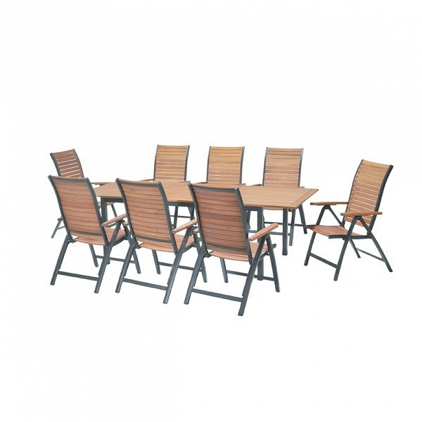 Ke stolu z odolného eukalyptového dřeva v kombinaci s hliníkem posadíte až 10 hostů. Křesla mají ergonomické tvarování a je možné je polohovat.