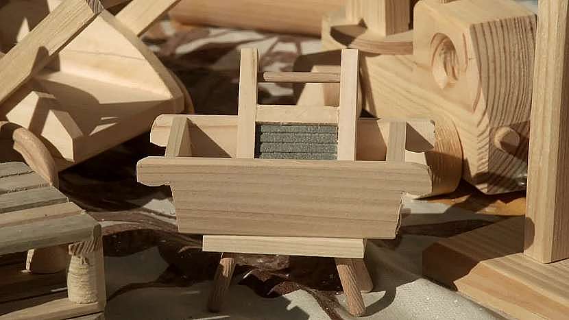 Nashromážděné hračky jsou obrovskou inspirací k výrobě nových dřevěných hraček