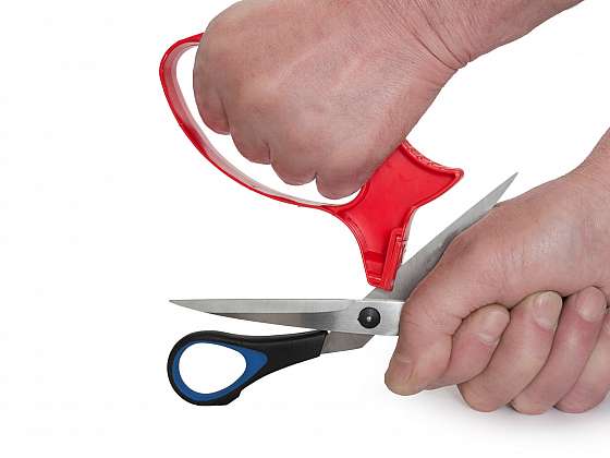 Nůžky zvládnete nabrousit během okamžiku
(Zdroj: Depositphotos (https://cz.depositphotos.com))