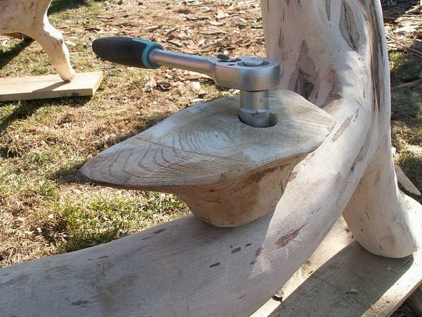 Šrouby do dřeva se zahloubí sukovníkem