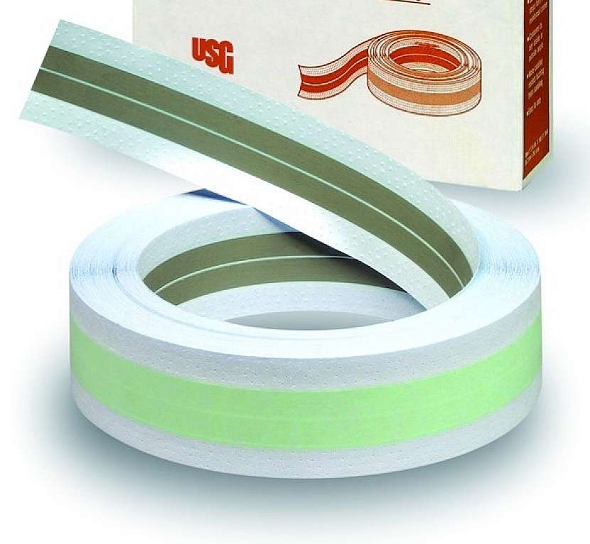 Flexible Metal Tape - papírový profil s ocelovou výztuhou. Pro snadno formovatelné vnitřní a vnější rohy v libovolném úhlu bez prasklin.