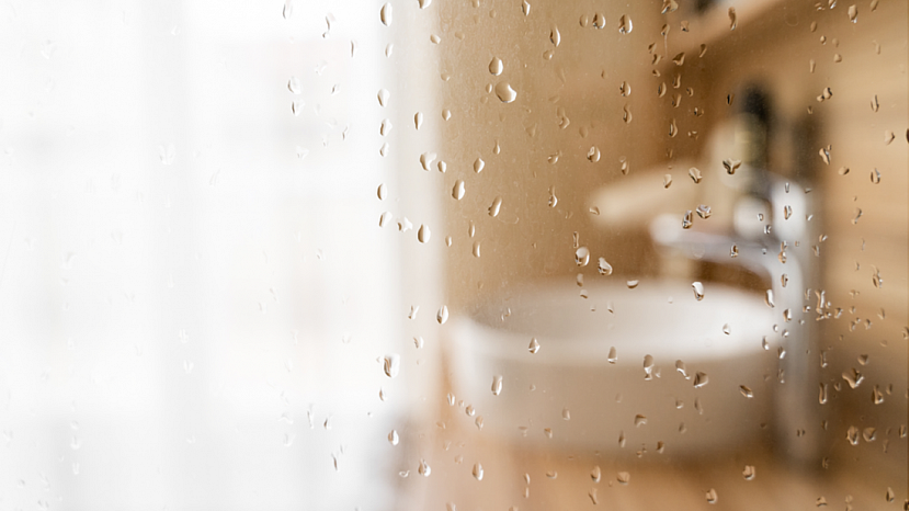 Odborník radí, jaké vybrat sklo do sprchového koutu
