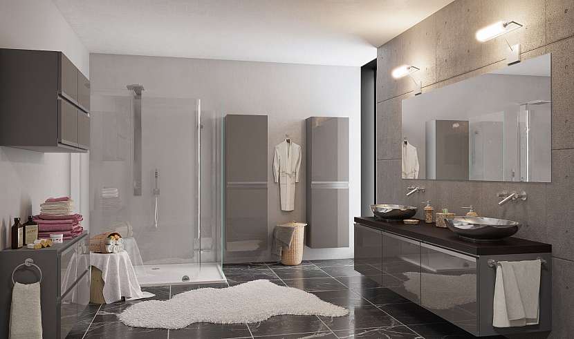 Luxusní koupelna s umývadly z netradičních materiálů.