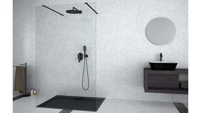 Bezdveřový sprchový kout walk-in splyne s interiérem koupelny