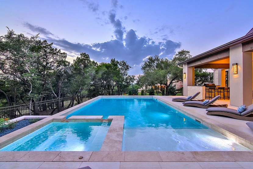 Dokonalý bazén na vaši zahradu. Jak ho vytvořit?