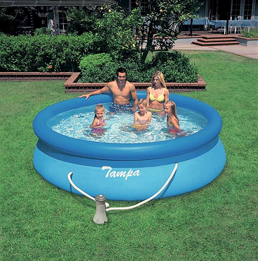Nafukovací bazény nemají žádné kovové části, a jsou proto bezpečnější pro děti.