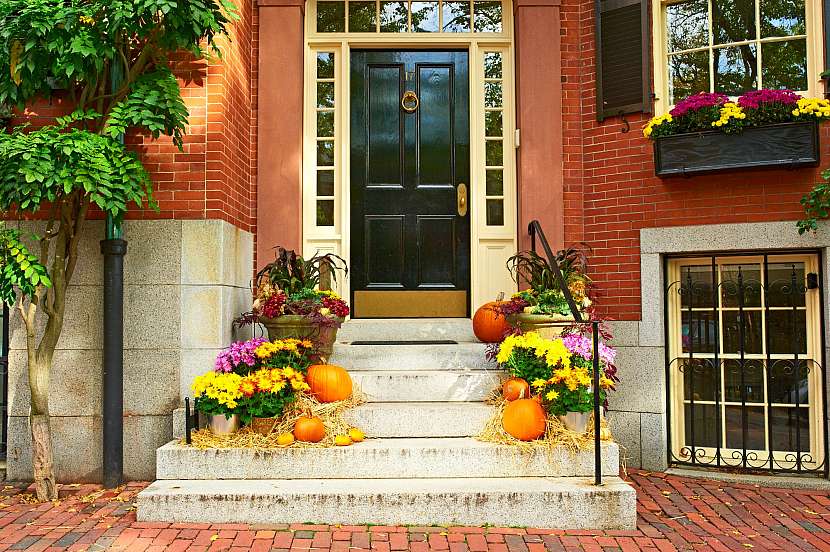 Jak si na podzim vyzdobit svůj byt? A jak zdobí své příbytky naši sousedé?
