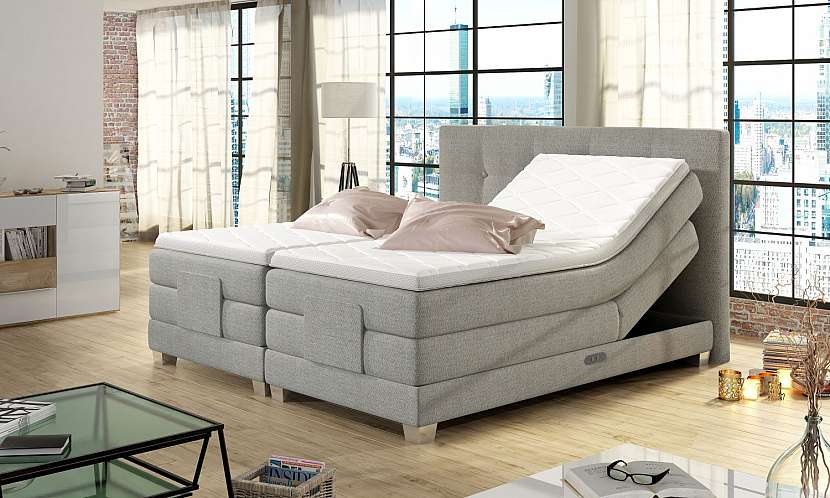 Komfort výrazně zvyšuje polohovací postel.