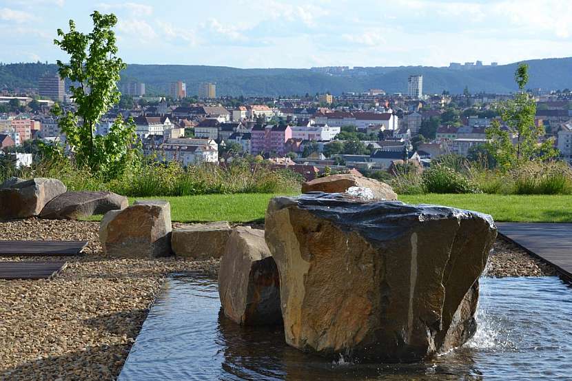 Prohlédněte si jednu z nekrásnějších zahrad Česka