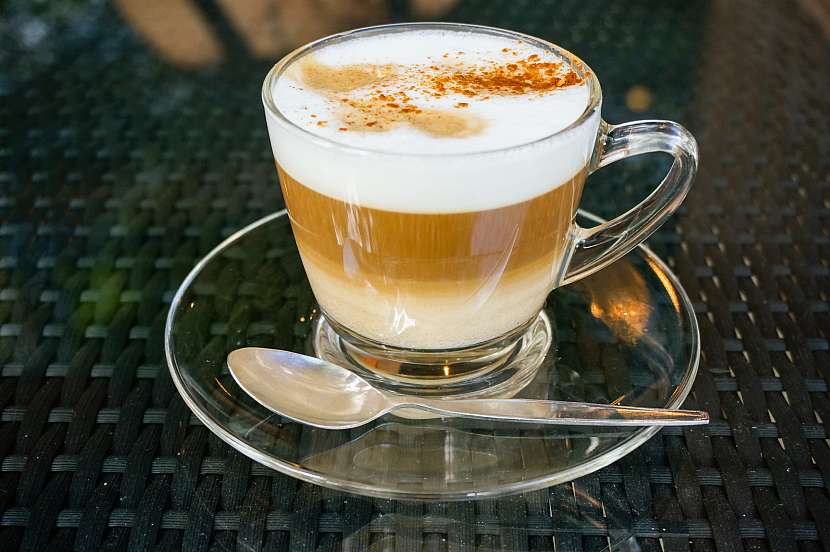Pro výrobu caffè latte sáhněte po tom nejlepším mléku