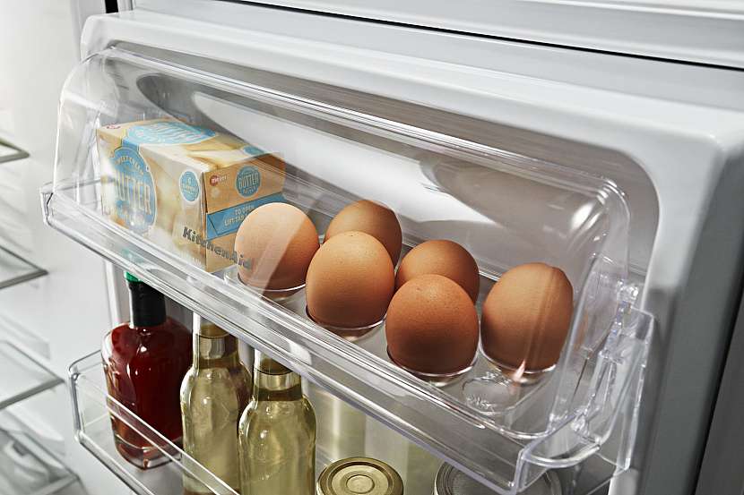 Víte, jak správně srovnat v lednici potraviny? Poradíme vám!