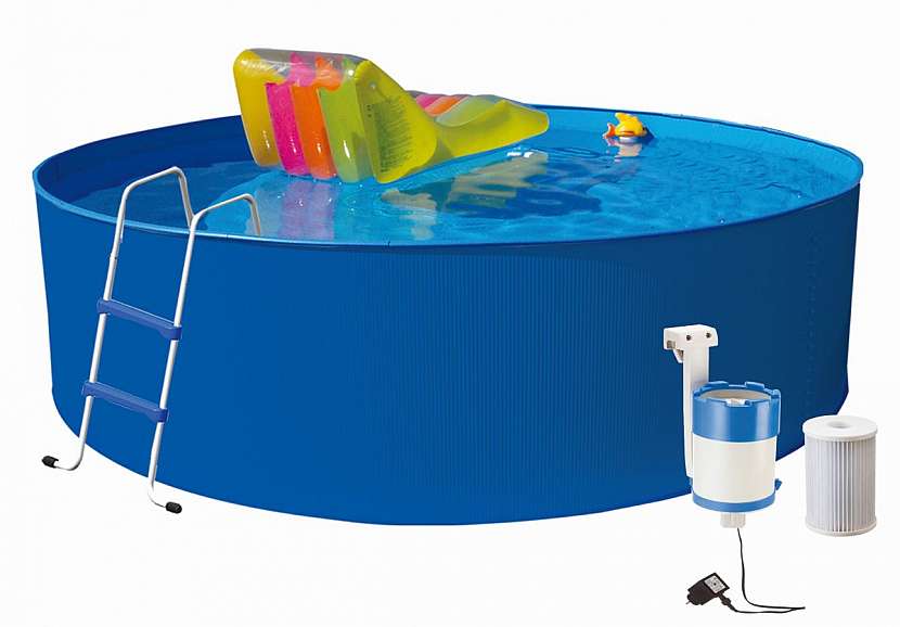 Základem bazénu s rámem je plastová nebo kovová konstrukce s protikorozní vrstvou v kombinaci s měkčeným PVC.
