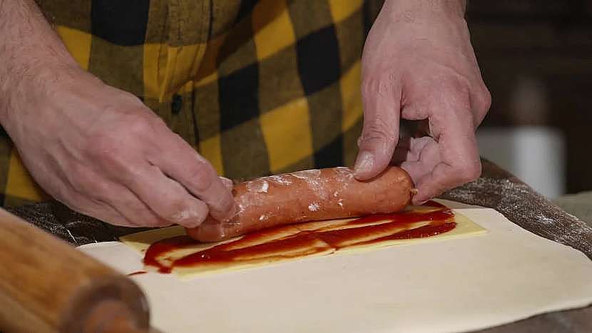 Zajímavé variace americké pochoutky jako ryze český domácí hot dog