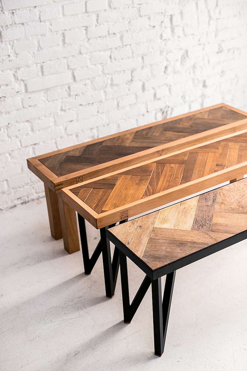 Dva šikovní Češi vyrábějí úžasné stoly ze starých parket