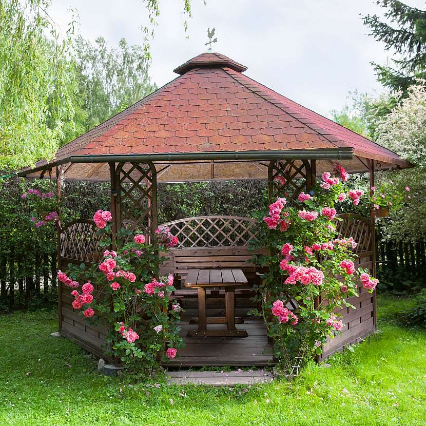 Vytvořte si v zahradě místo jako stvořené pro odpočinek