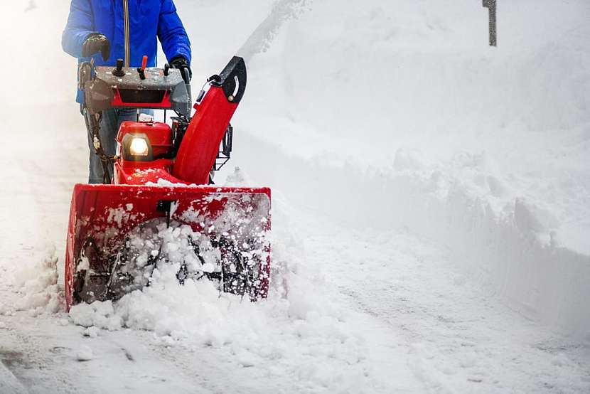 Sněhové frézy &#8211; pomocníci na odklízení sněhu
