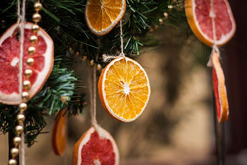 Jak využít citrusy k vánoční výzdobě domova