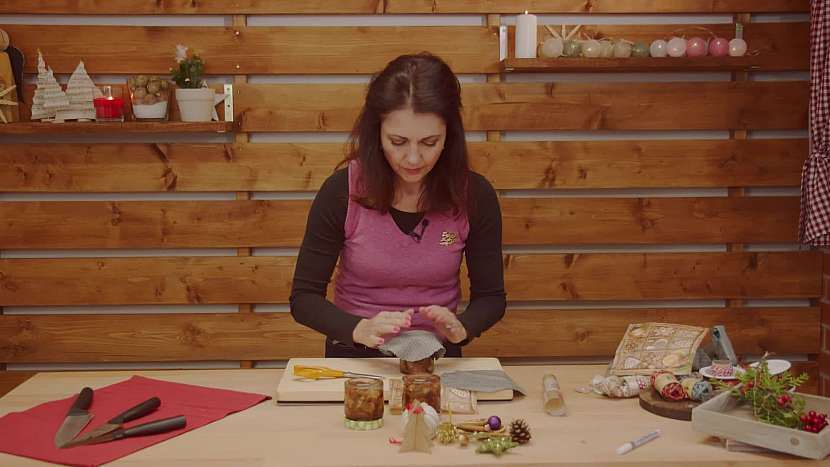 Skleničky ozdobte hadříkem