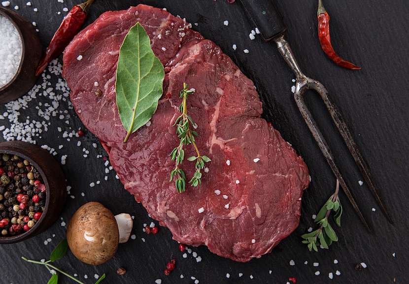 Dokonalý rump steak s divokým kořením