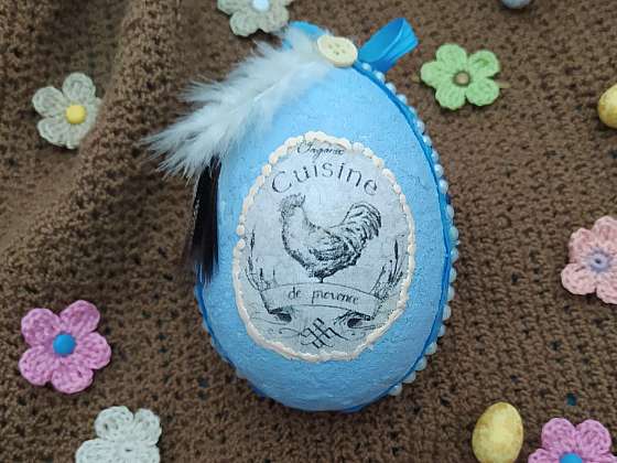 Velikonoční vejce netradičně, vyvedené ve vintage stylu (Zdroj: Adriana Dosedělová)