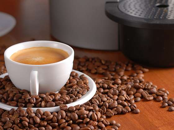Skvělá káva z pohodlí domova? dTest se zaměřil na kávovary a přináší zajímavá zjištění i praktické tipy pro výběr (Zdroj: Depositphotos)