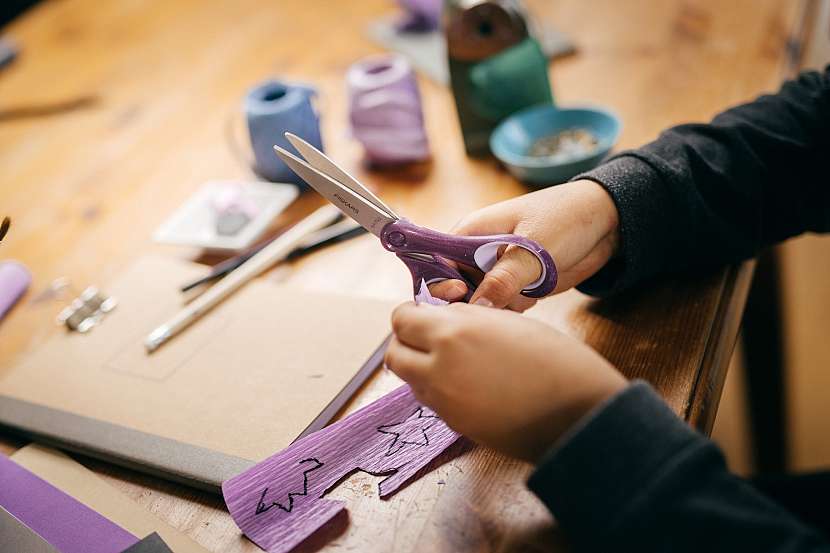 Nůžky pro dětské tvoření musí být především z kvalitního materiálu