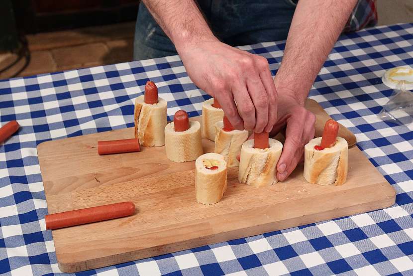 Jak připravit mini hot dogy 4