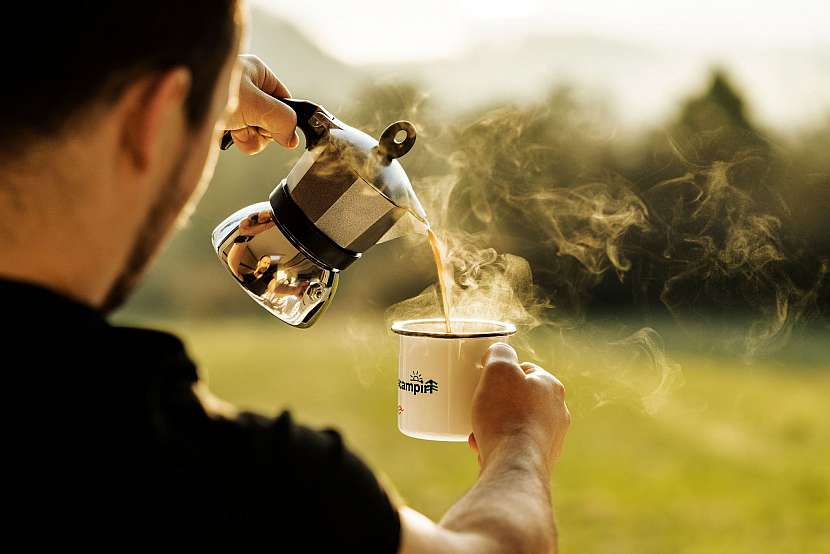Vychutnejte si kávu v lůně přírody