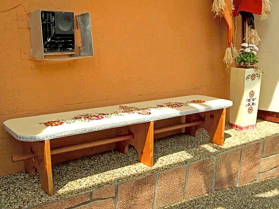 Obnova nábytku “po slováckém způsobu” vám domů přinese něco tradičního (Zdroj: Prima DOMA MEDIA, s.r.o.)