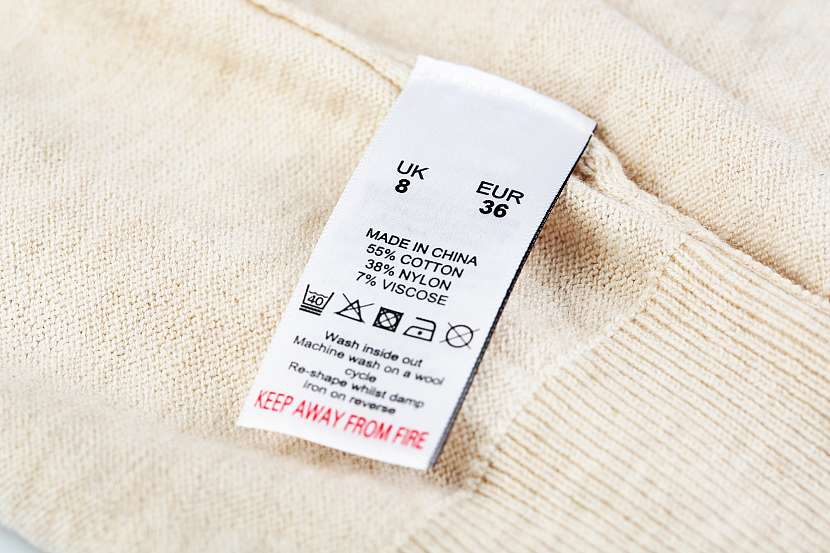 Praní prádla uzpůsobte materiálu, ze kterého je oblečení vyrobeno