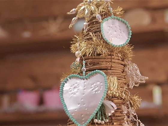 Vytvořte si originální vánoční dekoraci z plechovky (Zdroj: Prima DOMA MEDIA, s.r.o.)