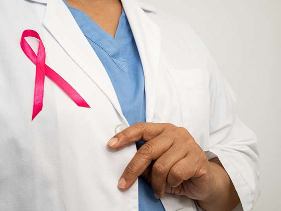 Rakoviny prsu bude přibývat. Proč nestačí jen pravidelná mamografie