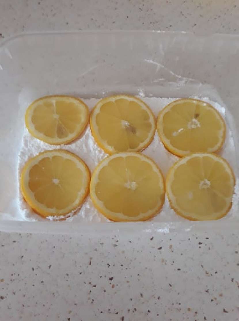 Plátky citronů