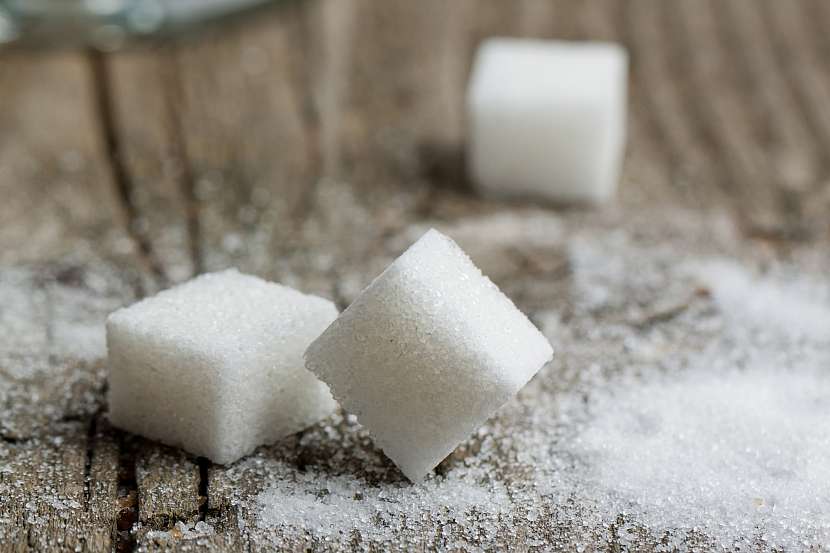 Netradičním čističem je kostka cukru